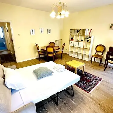 Apartment Hostme Piazza Di Spagna Apartament Rom